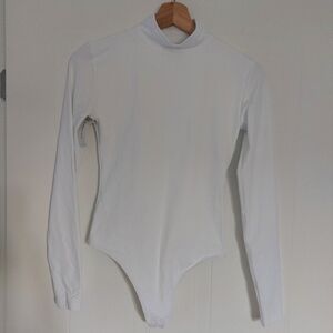Contour Mockneck Longsleeve Bodysuit NWT